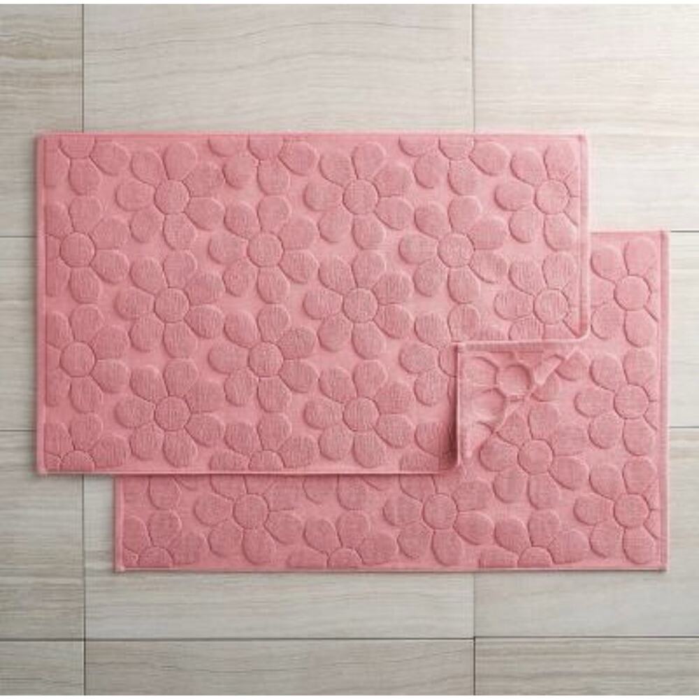Charisma Bath Mat Daisy Coral 20x34 2 Pack